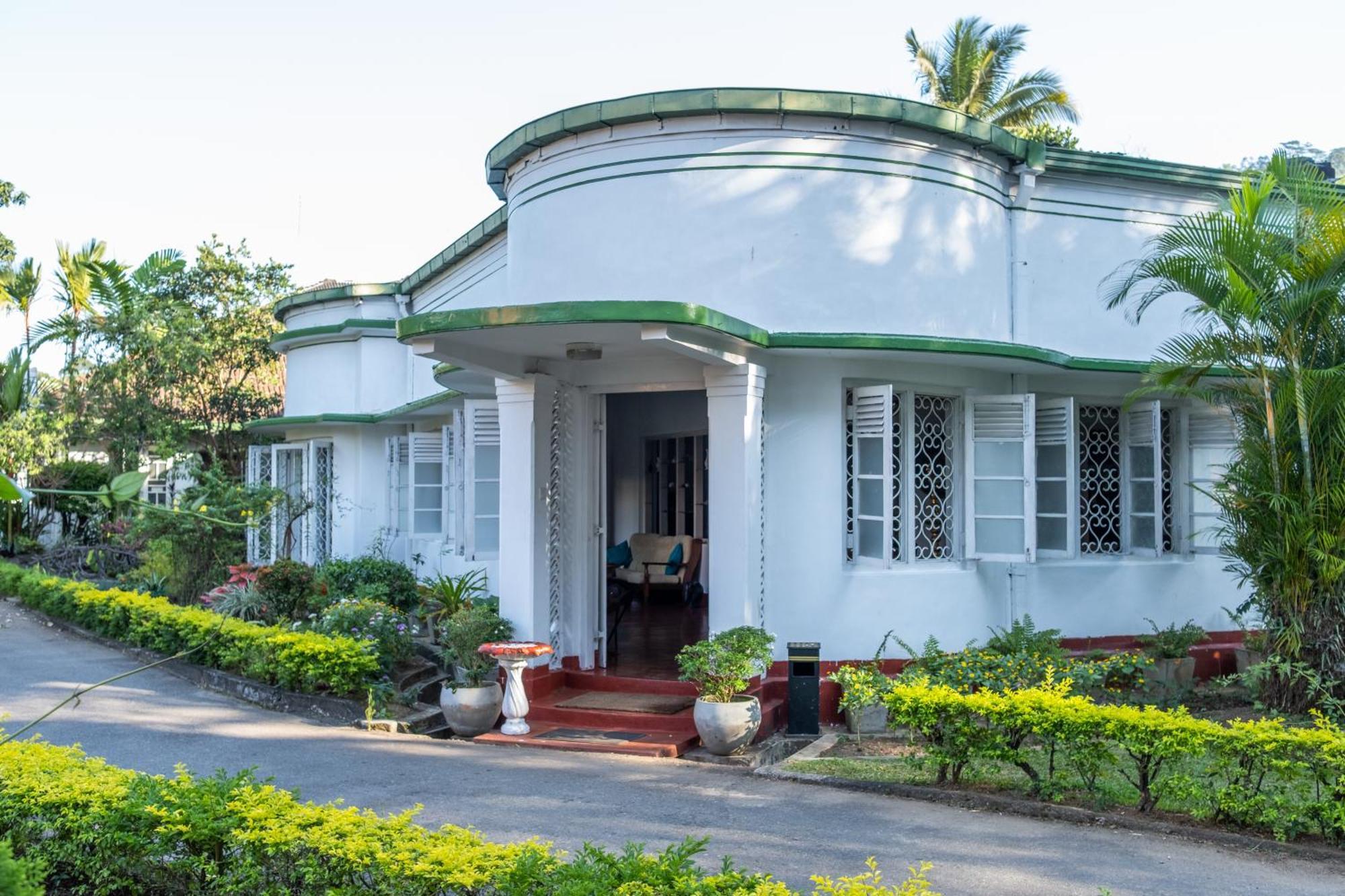 Fortuna Heritage Home Канди Экстерьер фото